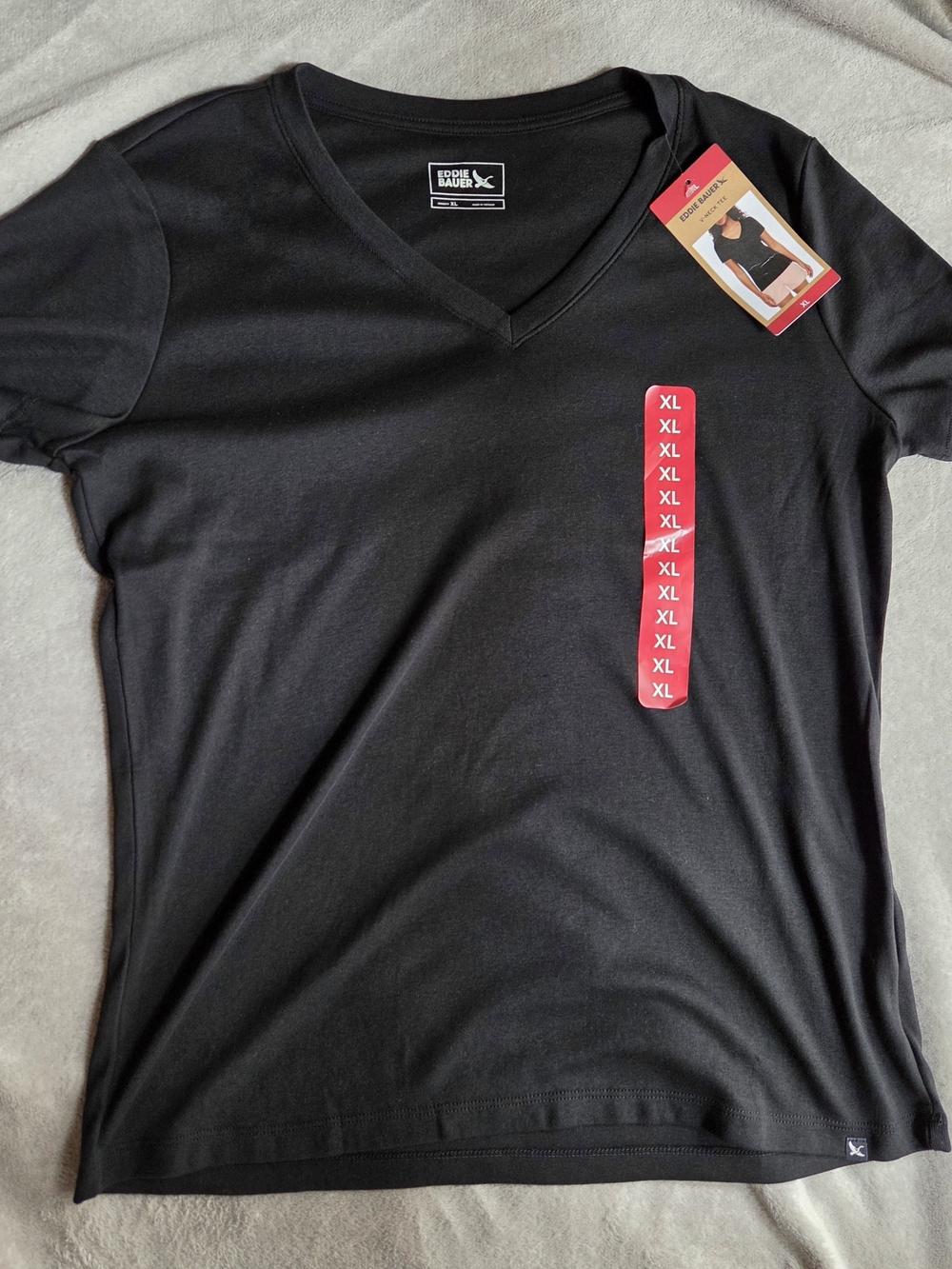 Eddie Bauer Women's V-Neck Short Sleeve Top NWT - Size XL Black